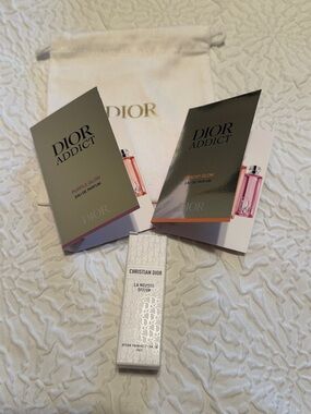 Dior Addict Sample Parfum with Foaming Cleanser and Pouch